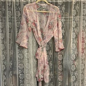 Secret Treasures Sheer Robe with Roses